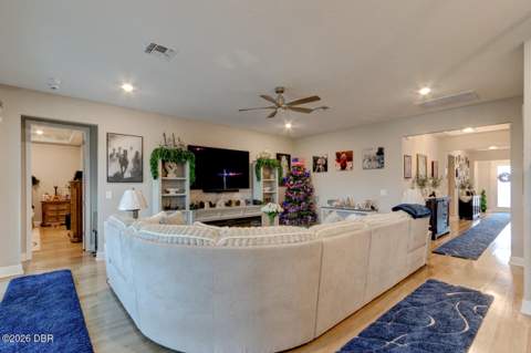 2137 Divot Drive, Daytona Beach FL - photo 15 of 34