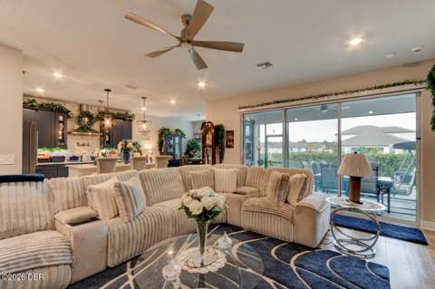 2137 Divot Drive, Daytona Beach FL - photo 17 of 34