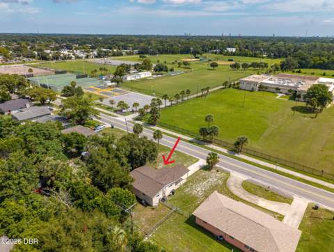 834 Derbyshire Road, Daytona Beach FL - photo 13 of 15