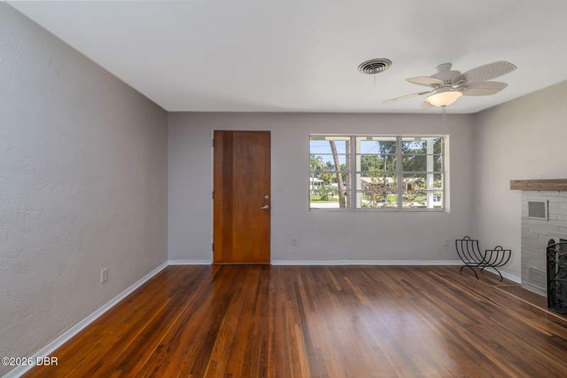4 bedroom Single Family Residence at 38 Lorillard Place, Mamaroneck, Ormond Beach — photo 5