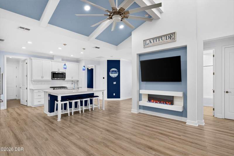 2 bedroom Single Family Residence at 329 Pop Top Lane, Latitude, Daytona Beach — photo 4