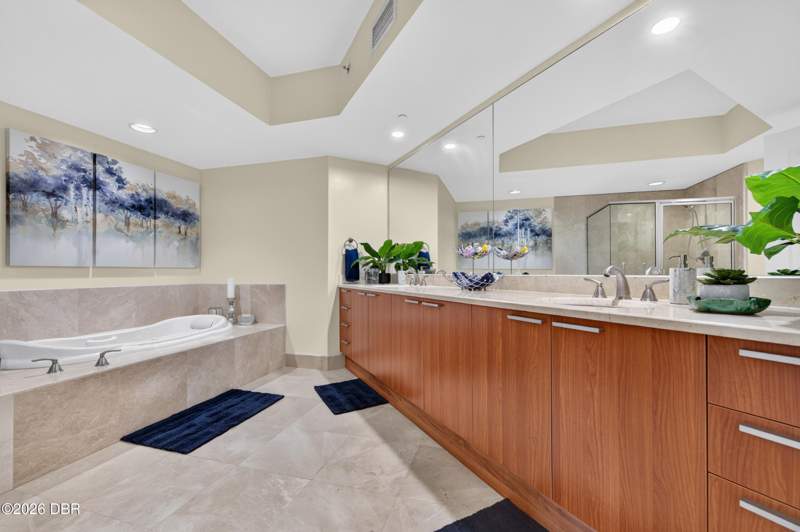3 bedroom Condominium at 231 Riverside Drive #802, Marina Grande On The Halifax, Holly Hill — photo 4