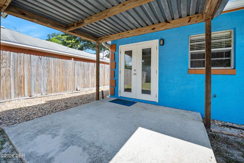 2 bedroom Single Family Residence at 1324 Granada Avenue, Highland Park, Daytona Beach — photo 5