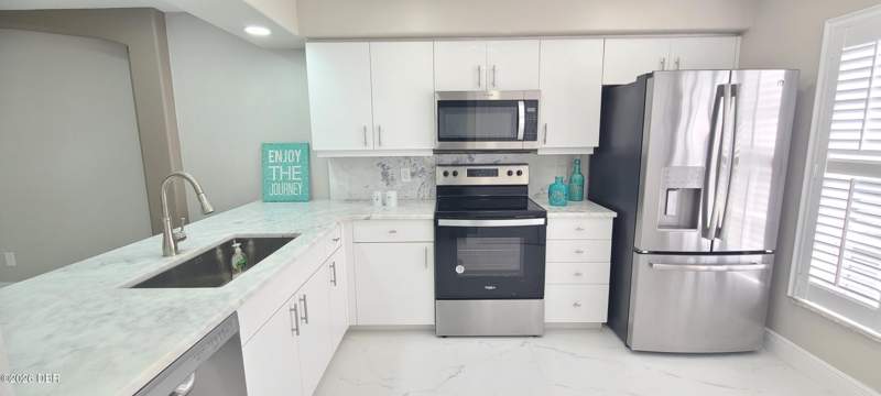 2 bedroom Townhouse at 3531 Forest Branch Drive #D, Townhomes North, Port Orange — photo 3