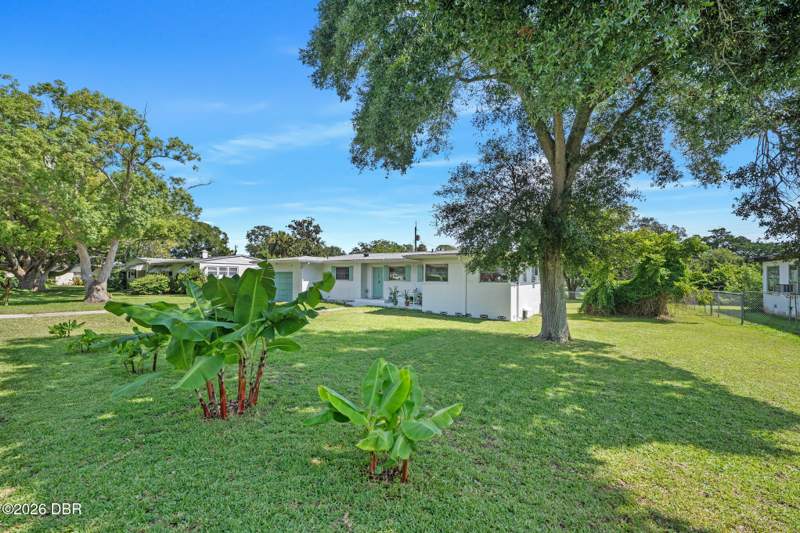 3 bedroom Single Family Residence at 1649 Cordova Avenue, Rio Vista, Holly Hill — photo 3
