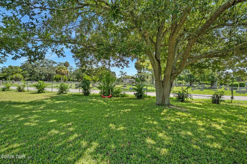 3 bedroom Single Family Residence at 1649 Cordova Avenue, Rio Vista, Holly Hill — photo 4