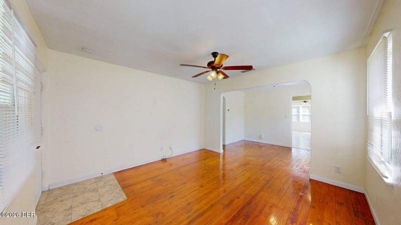 3 bedroom Single Family Residence at 125 N Caroline Street, Russell, Daytona Beach — photo 5