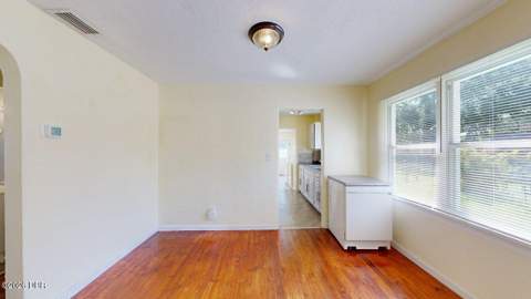 125 N Caroline Street, Daytona Beach FL - photo 7 of 26