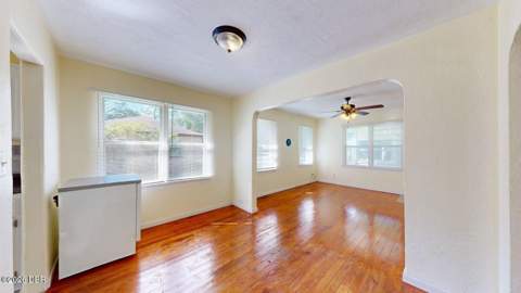 125 N Caroline Street, Daytona Beach FL - photo 8 of 26