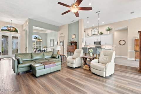 6064 Sabal Hammock Circle, Port Orange FL - photo 17 of 49