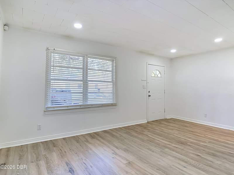2 bedroom Single Family Residence at 709 Edwards Street, Edwards And Fields, Daytona Beach — photo 3