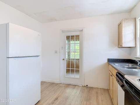 709 Edwards Street, Daytona Beach FL - photo 13 of 43