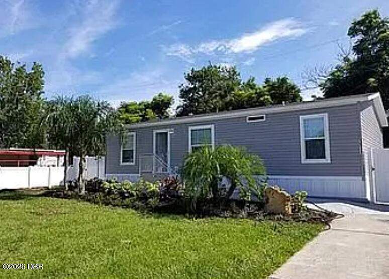 3 bedroom Manufactured Home at 1911 Woodcrest Drive, Tropical Mobile Home Village, Ormond Beach — photo 2
