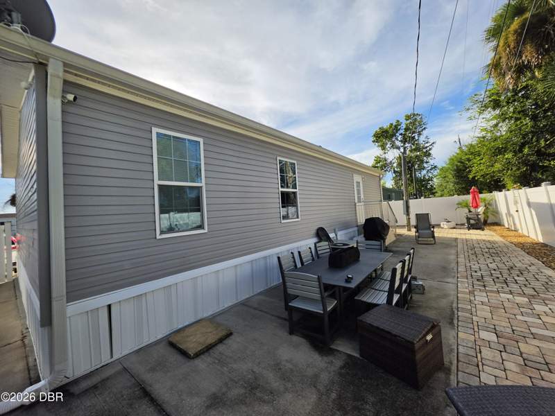 3 bedroom Manufactured Home at 1911 Woodcrest Drive, Tropical Mobile Home Village, Ormond Beach — photo 4