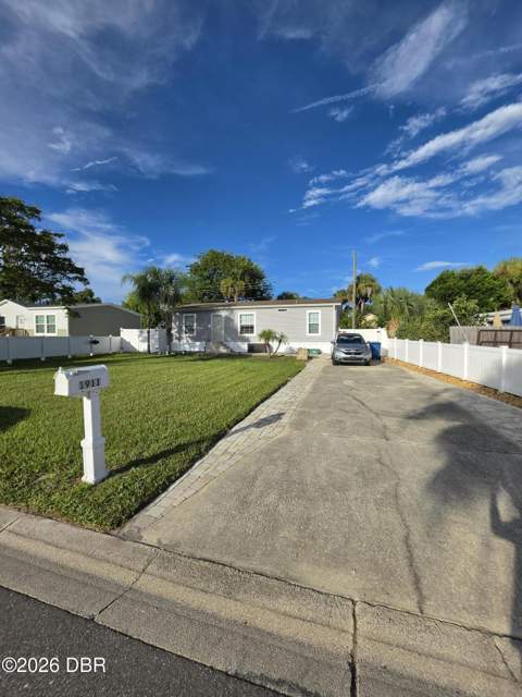 1911 Woodcrest Drive, Ormond Beach FL - photo 23 of 24