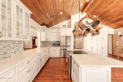 568 Pelican Bay Drive, Daytona Beach FL - photo 12 of 55