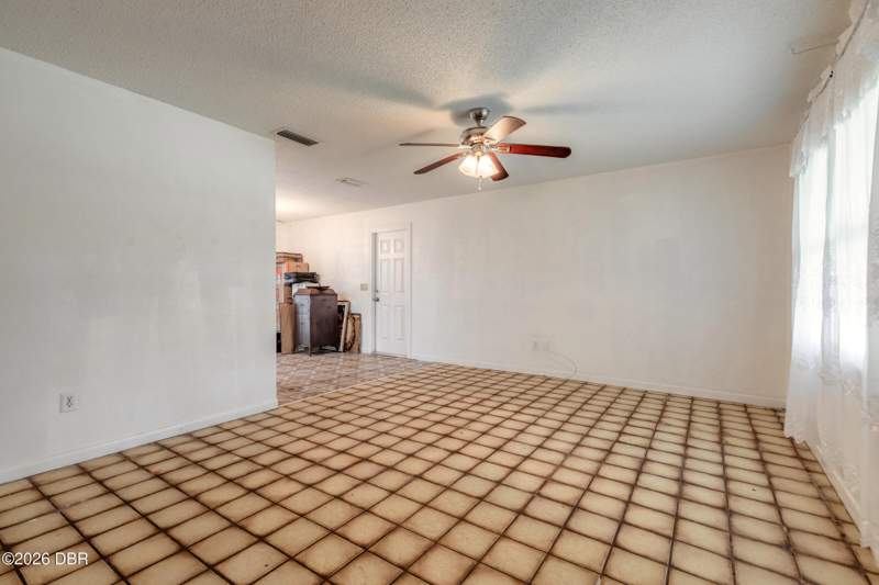3 bedroom Single Family Residence at 2629 Umbrella Tree Drive, Edgewater, Edgewater — photo 4