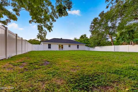 1405 E Voorhis Avenue, DeLand FL - photo 24 of 32