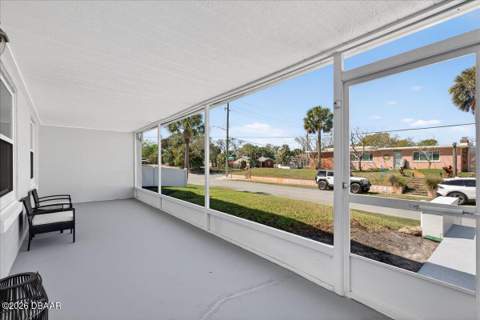 1600 N Oleander Avenue, Daytona Beach FL - photo 7 of 72
