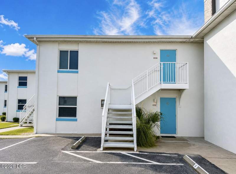 2 bedroom Condominium at 573 N Atlantic Avenue #5, New Smyrna Beach, New Smyrna Beach — photo 4