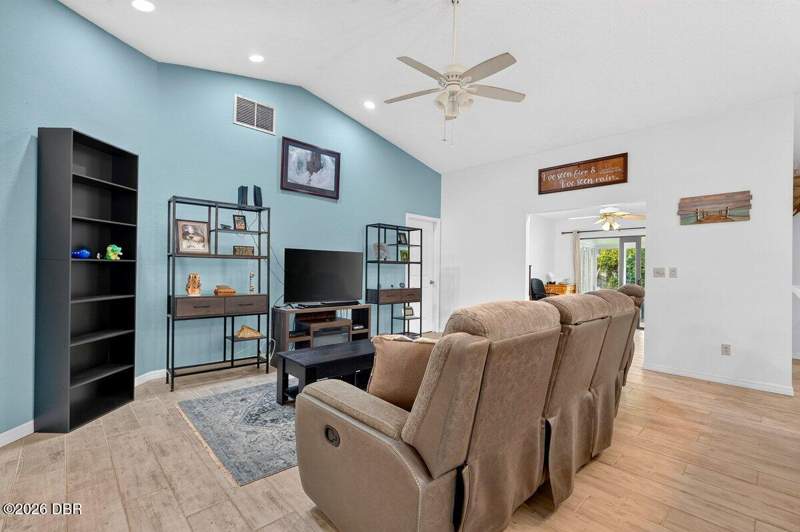 3 bedroom Single Family Residence at 786 Pine Shores Circle, Pine Island, New Smyrna Beach — photo 4