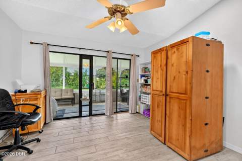786 Pine Shores Circle, New Smyrna Beach FL - photo 10 of 31