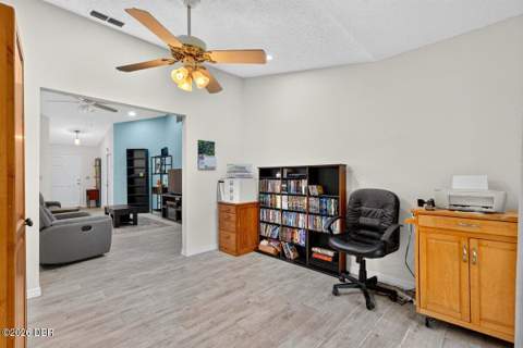 786 Pine Shores Circle, New Smyrna Beach FL - photo 11 of 31
