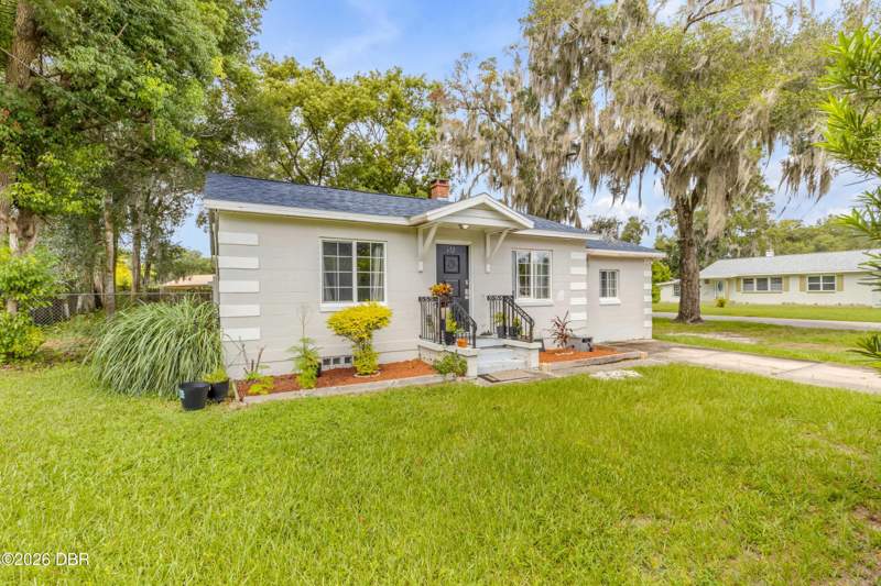 3 bedroom Single Family Residence at 652 N Stone Street, DeLand, DeLand — photo 3