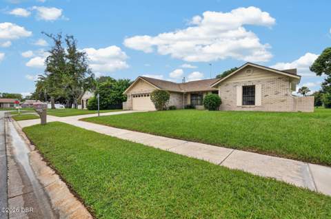 104 Colleen Drive, Daytona Beach FL - photo 6 of 39