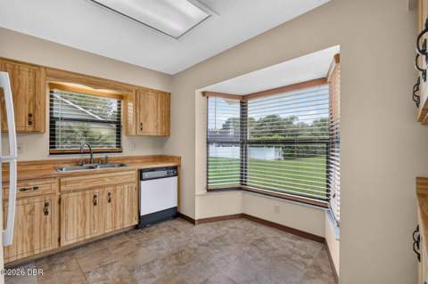 104 Colleen Drive, Daytona Beach FL - photo 15 of 39