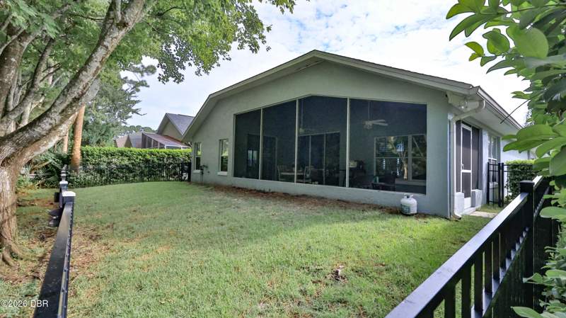 3 bedroom Single Family Residence at 26 Cormorant Circle, Pelican Bay, Daytona Beach — photo 2
