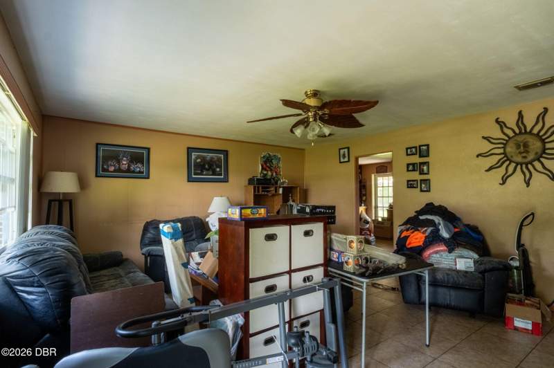 3 bedroom Single Family Residence at 745 Gladiola Avenue, Holly Hill, Holly Hill — photo 5