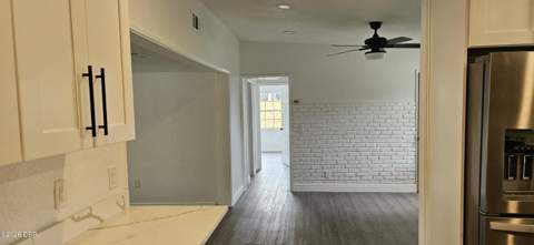 1304 Hillcrest Drive, Daytona Beach FL - photo 6 of 19