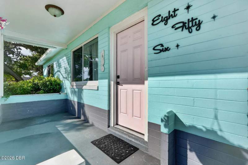 2 bedroom Single Family Residence at 856 Berkshire Road, Mason Heights, Daytona Beach — photo 4