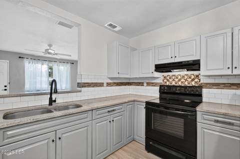 856 Berkshire Road, Daytona Beach FL - photo 10 of 39