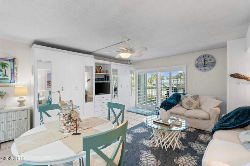 1 bedroom Condominium at 3700 S Atlantic Avenue #215, Mariners Cove Condo, New Smyrna Beach — photo 3
