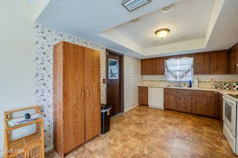 1607 Tuscaloosa Avenue, Holly Hill FL - photo 11 of 26