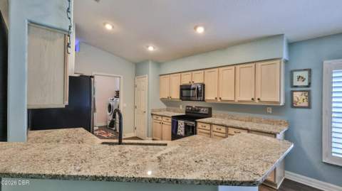 26 Cormorant Circle, Daytona Beach FL - photo 10 of 35