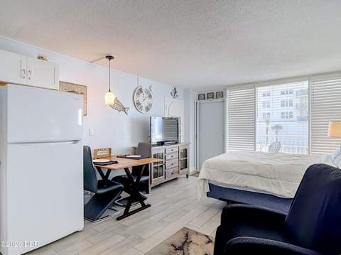 2043 S Atlantic Avenue #215, Daytona Beach Shores FL - photo 10 of 42