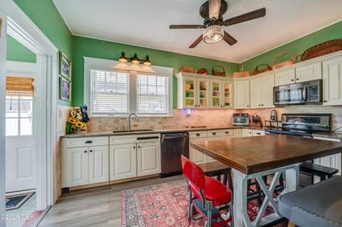 417 N Grandview Avenue, Daytona Beach FL - photo 22 of 71