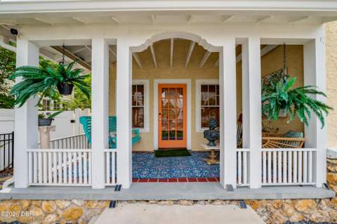 417 N Grandview Avenue, Daytona Beach FL - photo 11 of 71