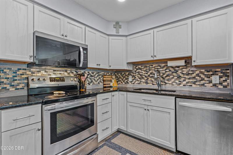 2 bedroom Townhouse at 5500 N Ocean Shore Boulevard #23, Kingston Shores Condo, Ormond Beach — photo 3