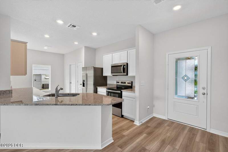 3 bedroom Single Family Residence at 1559 Sumatra Avenue, Deltona, Deltona — photo 5