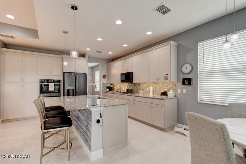 2 bedroom Single Family Residence at 664 Landshark Boulevard, Latitude, Daytona Beach — photo 5