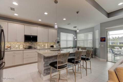 664 Landshark Boulevard, Daytona Beach FL - photo 9 of 28