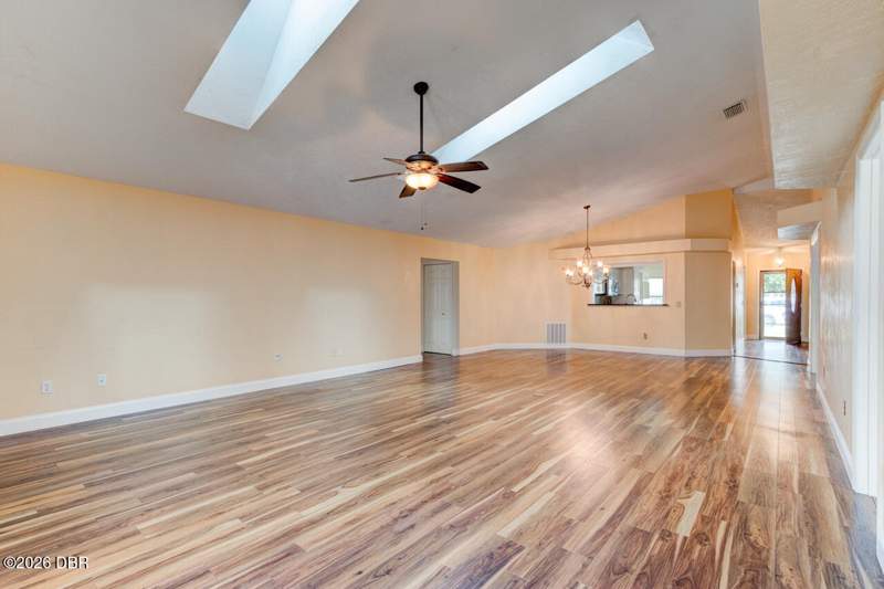 4 bedroom Single Family Residence at 3246 Vail View Drive, Spruce Creek Fly In, Port Orange — photo 4