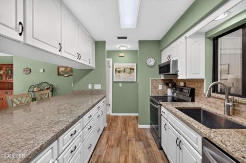77 Black Bear Lane, Palm Coast FL - photo 10 of 41