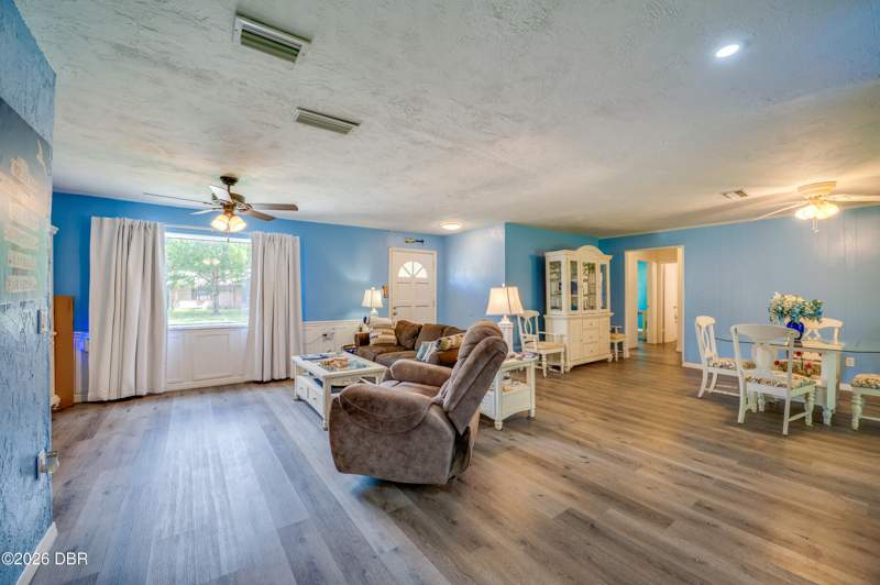 3 bedroom Single Family Residence at 146 Westwood Drive, Pine Lake, Daytona Beach — photo 4