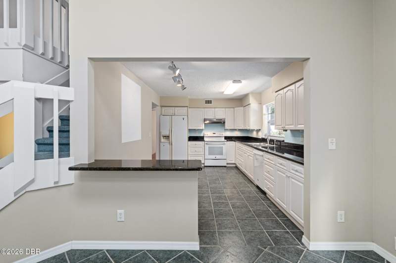 4 bedroom Single Family Residence at 5902 Kendrew Drive, Skylake, Port Orange — photo 4