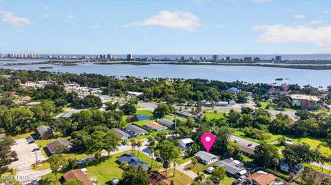 5103 Taylor Avenue, Port Orange FL - photo 7 of 38